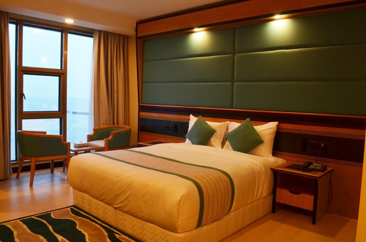 Apartamento Nooh Tower Al Hidd Exterior foto