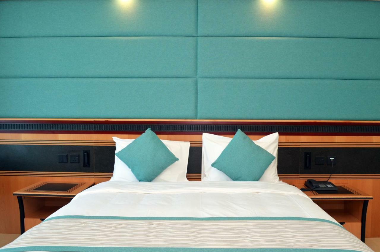 Apartamento Nooh Tower Al Hidd Exterior foto